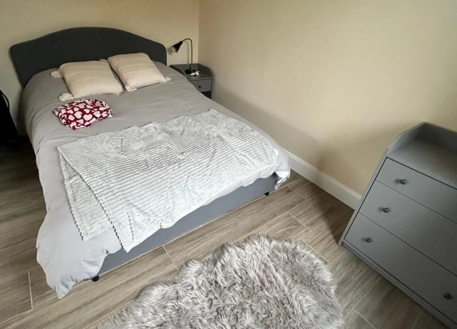 Two Bedroom Ground Floor Apartment, Professionally Managed Dublin Appartement