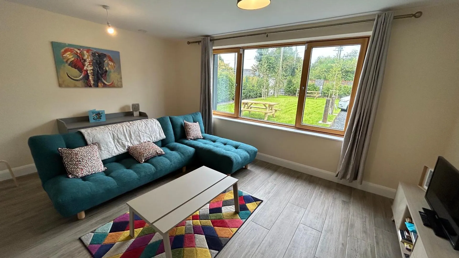 Two Bedroom Ground Floor Apartment, Professionally Managed Dublin 0*,  Irlande