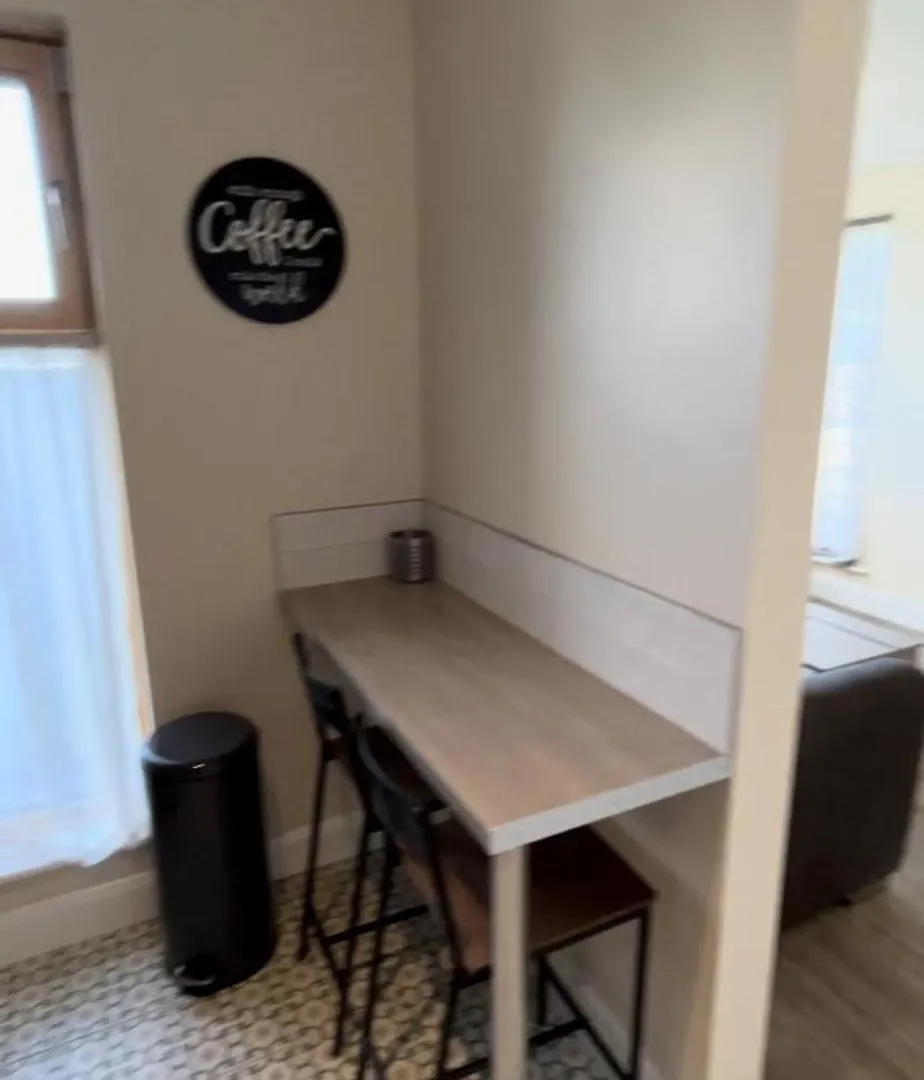 Two Bedroom Ground Floor Apartment, Professionally Managed Dublin 0*,